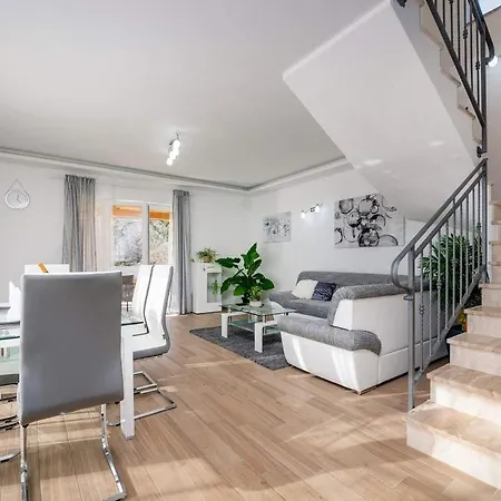 Terra * Mošćenička Draga